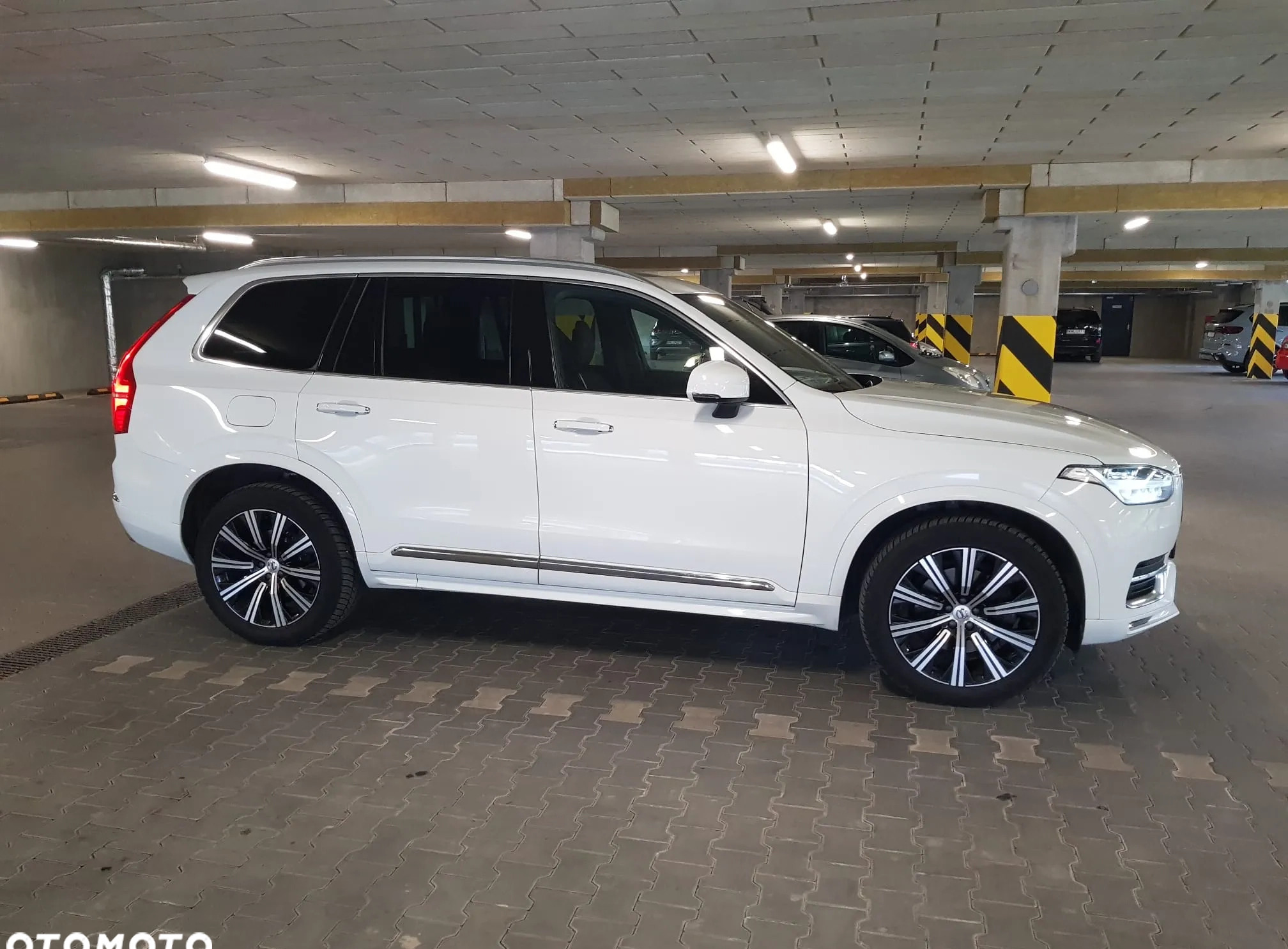 Volvo XC 90 cena 233000 przebieg: 76000, rok produkcji 2021 z Warszawa małe 407